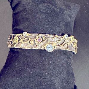 Rustic Cuff Signature